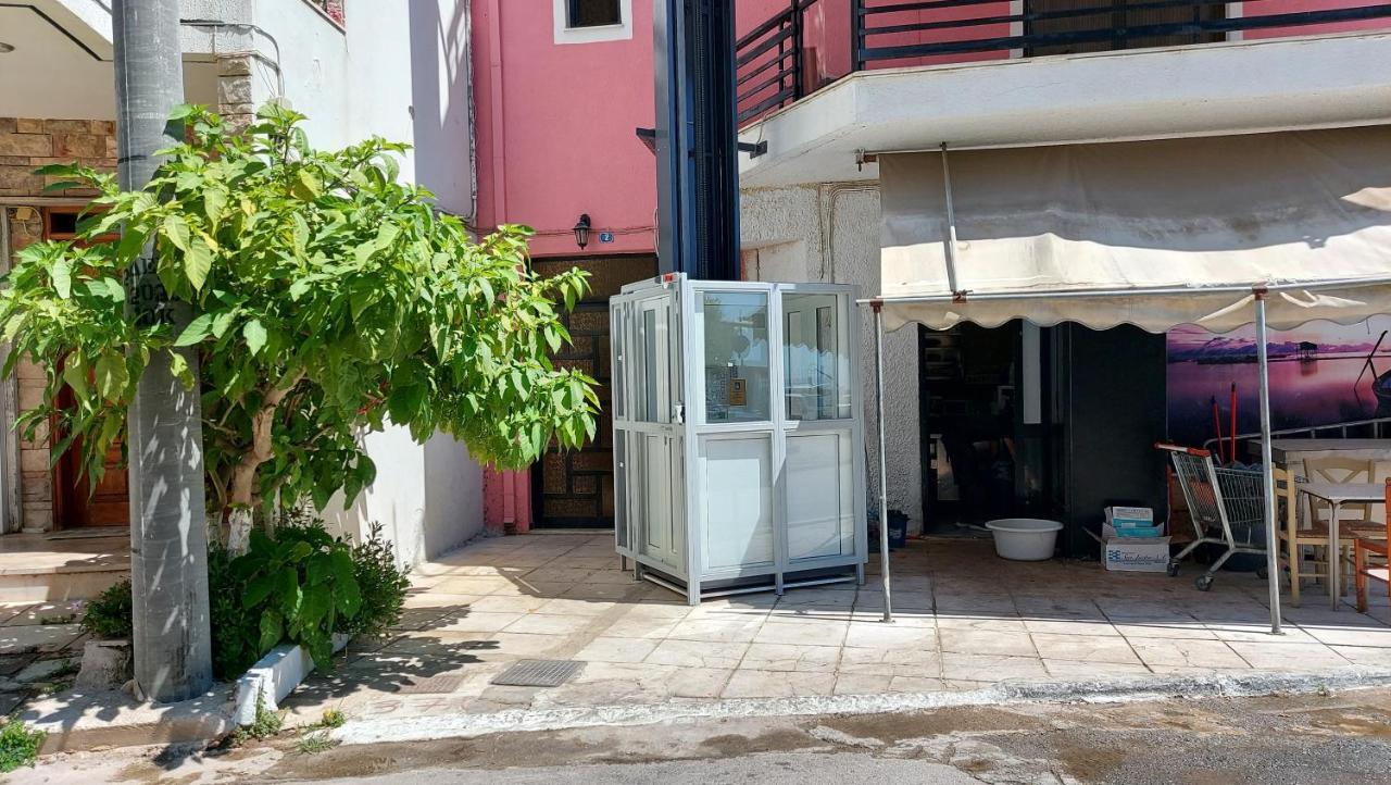 Dolphin 1 Apartment Artemida  Exterior photo